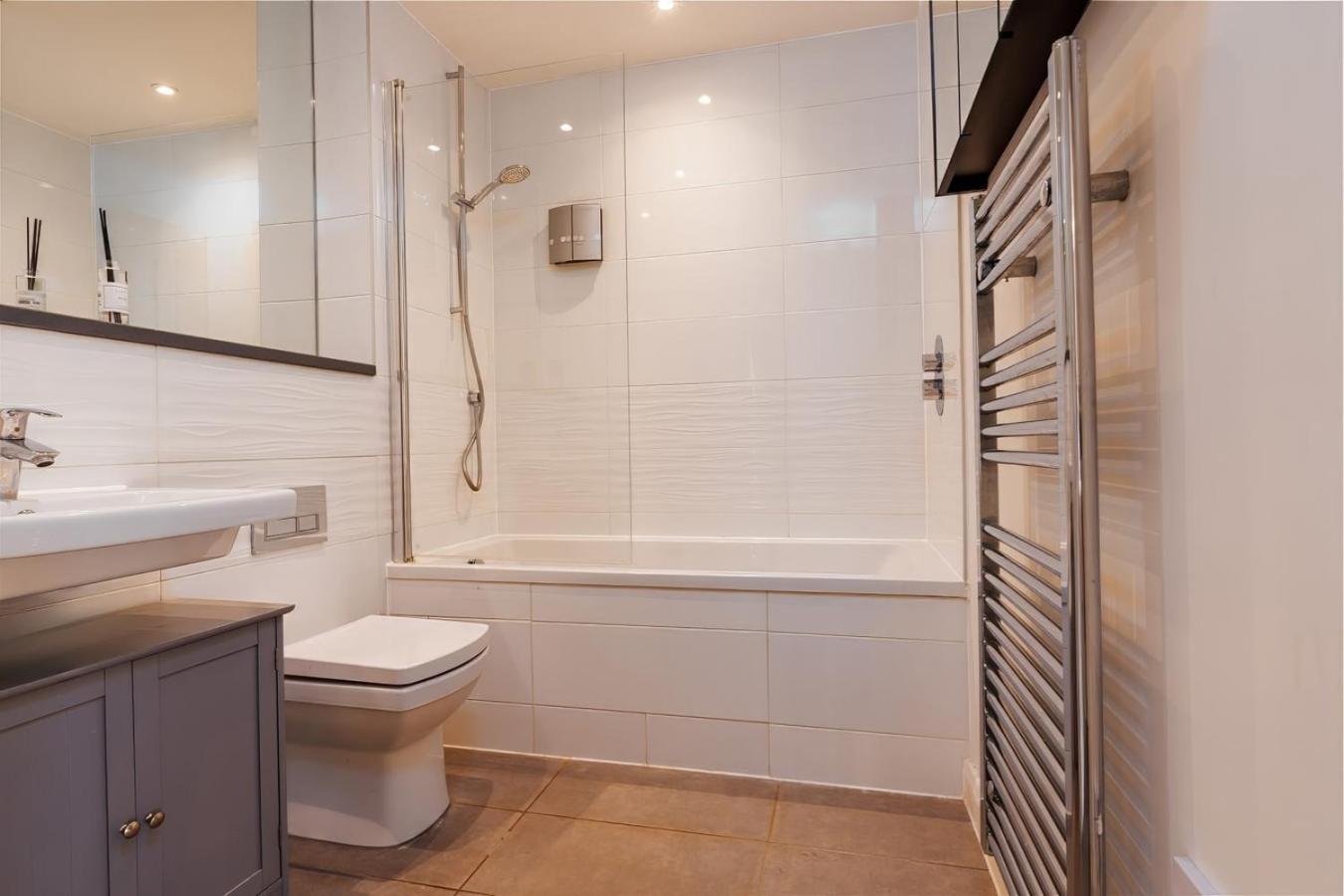 Iconic Garden Apt, Steps From City Centre & Cafes Bristol Extérieur photo